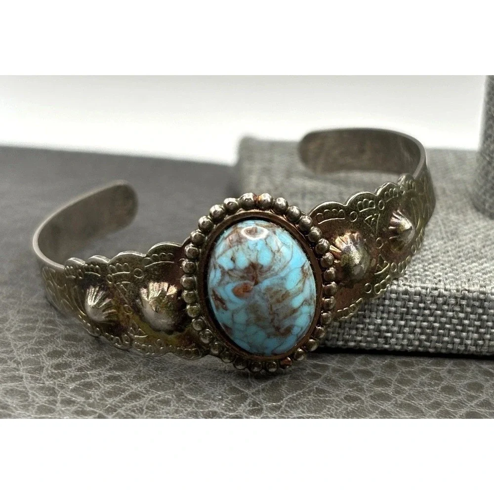 Vintage Southwest Style Faux Turquoise Glass Cabochon Cuff Bracelet Silver Tone